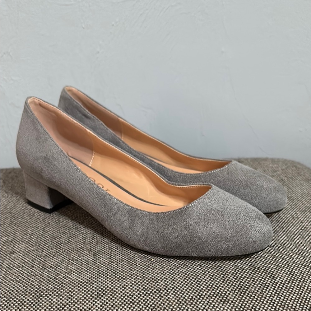 Merrori grey suede short block heels, size US 7.5/EU38